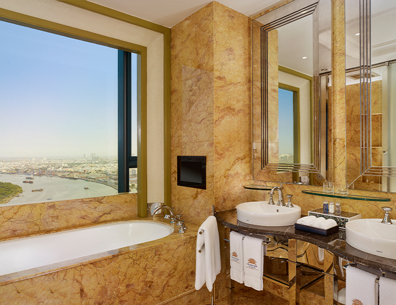 The Reverie Saigon | Grand Deluxe Room | Bathroom